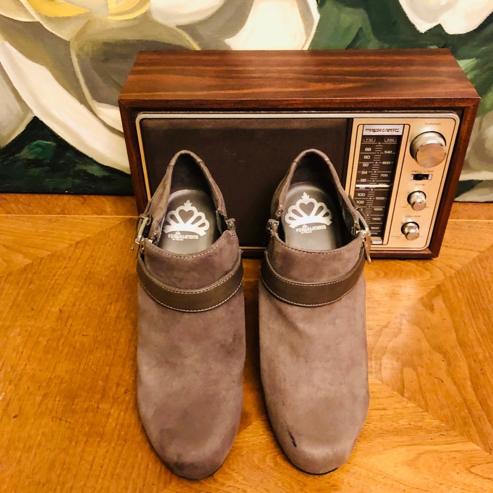 Fergalicious by Fergie Grey Suede Heels - Picture 3 of 7